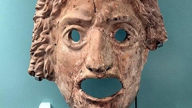 řecká divadelní maska, zdroj: wikimedia commons